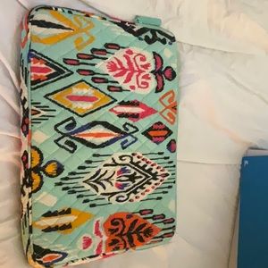 Vera Bradley macbook holder